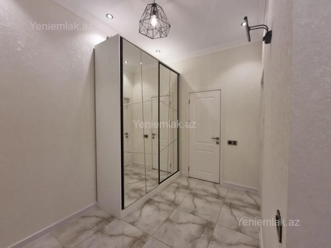 Satılır 2 otaqlı yeni tikili 67 m²