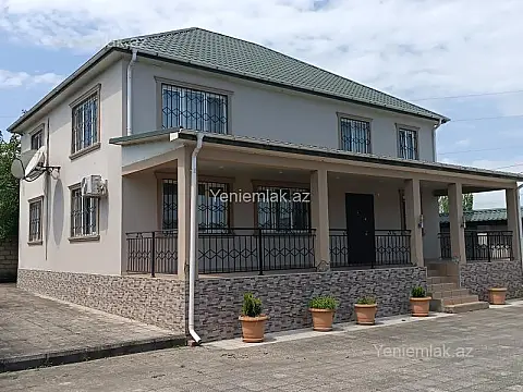 Satılır 6 otaqlı həyət evi 176 m² — Quba 6 otaq 176.00 m²