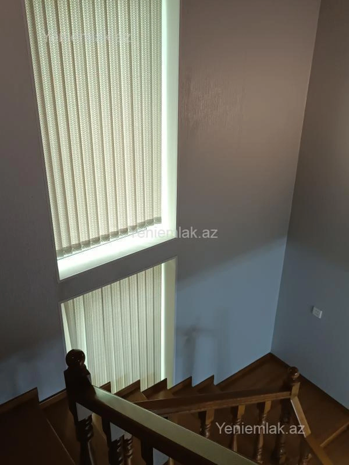 Satılır 6 otaqlı həyət evi 176 m²