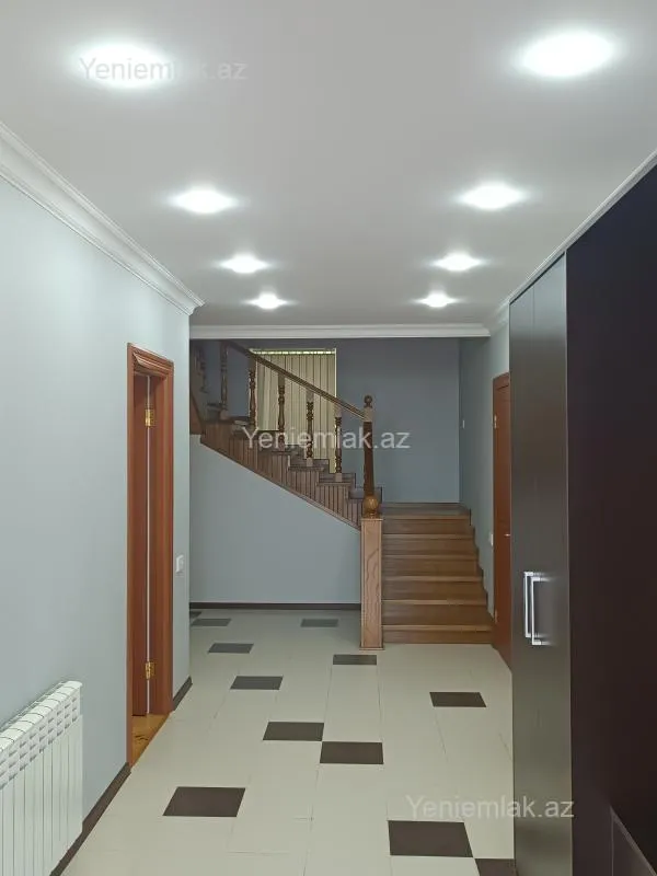 Satılır 6 otaqlı həyət evi 176 m²