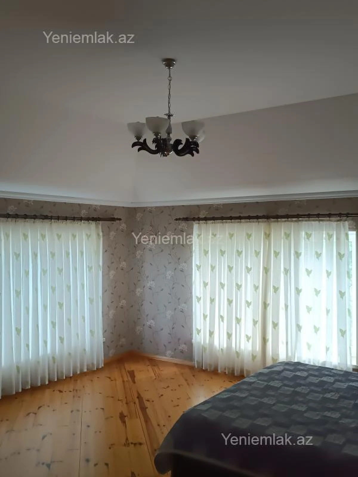 Satılır 6 otaqlı həyət evi 176 m²