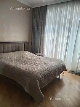 Satılır 2 otaqlı köhnə tikili 72 m²