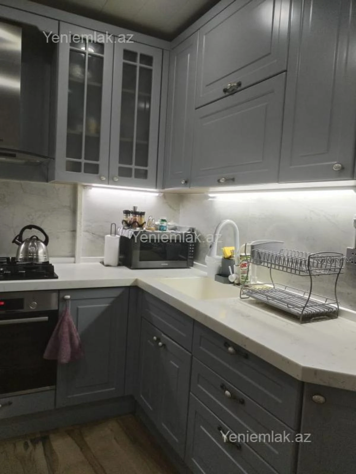 Satılır 2 otaqlı köhnə tikili 72 m²