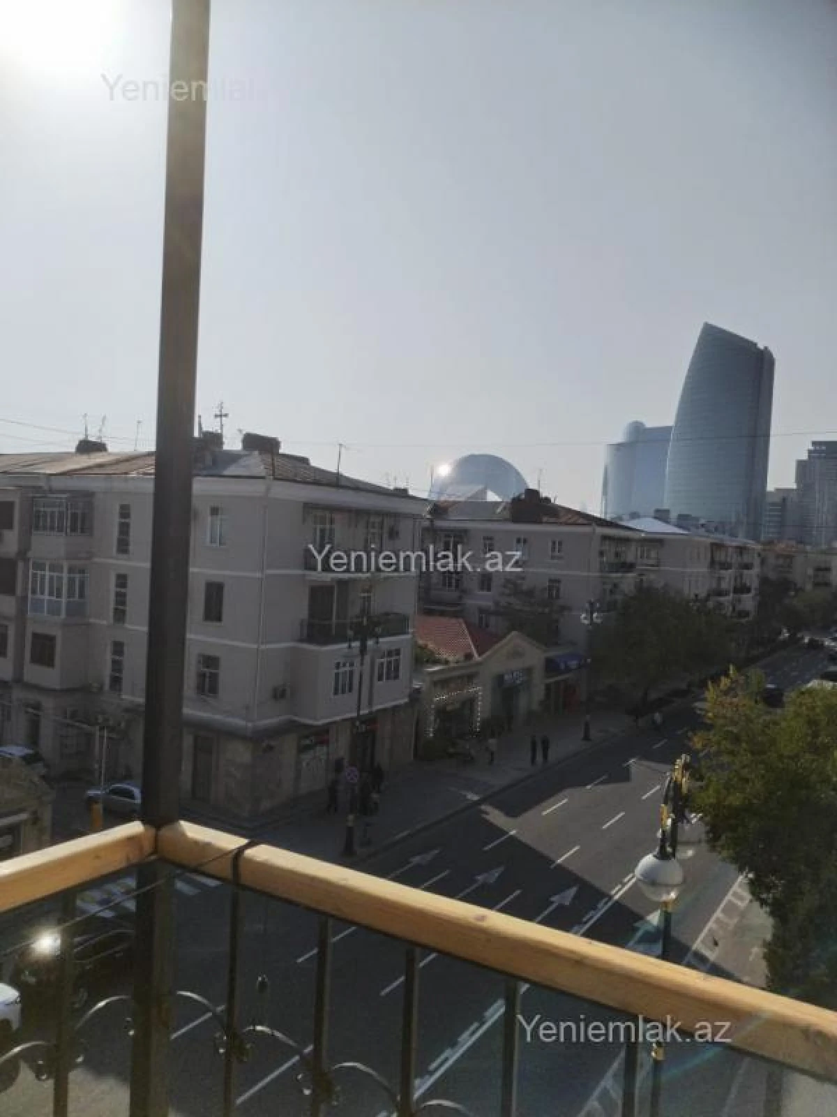 Satılır 2 otaqlı köhnə tikili 72 m²