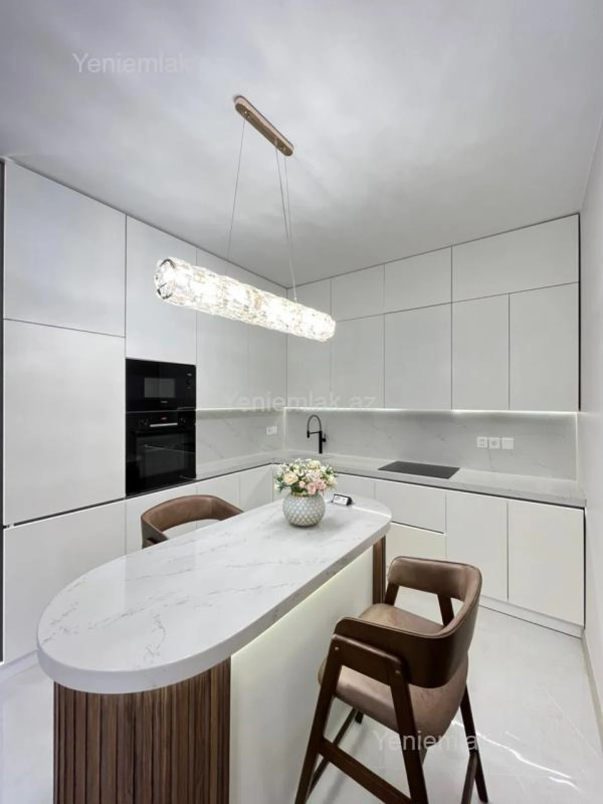 Satılır 2 otaqlı yeni tikili 68 m²