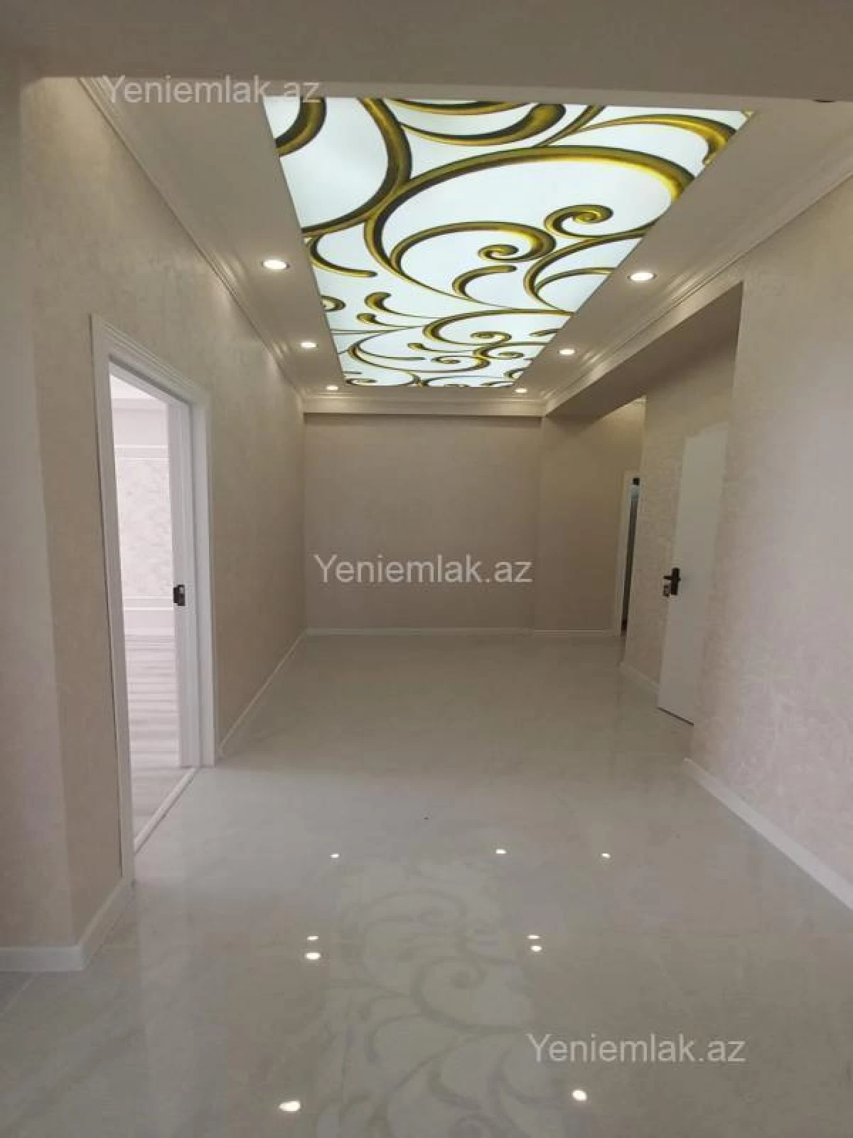 Satılır 3 otaqlı yeni tikili 80 m²