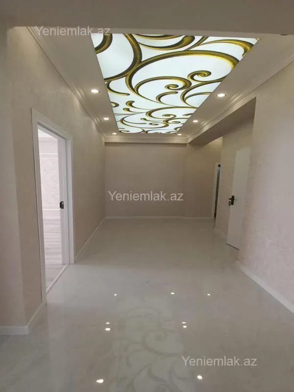Satılır 3 otaqlı yeni tikili 80 m²