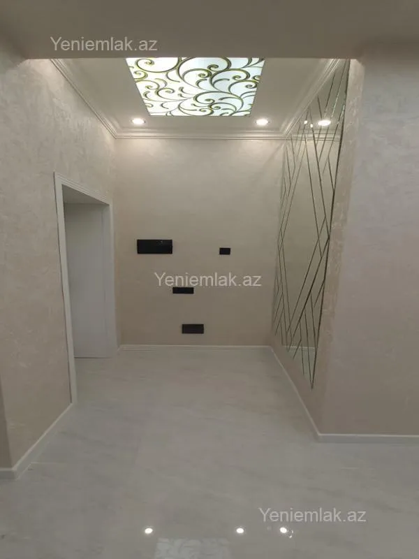 Satılır 3 otaqlı yeni tikili 80 m²
