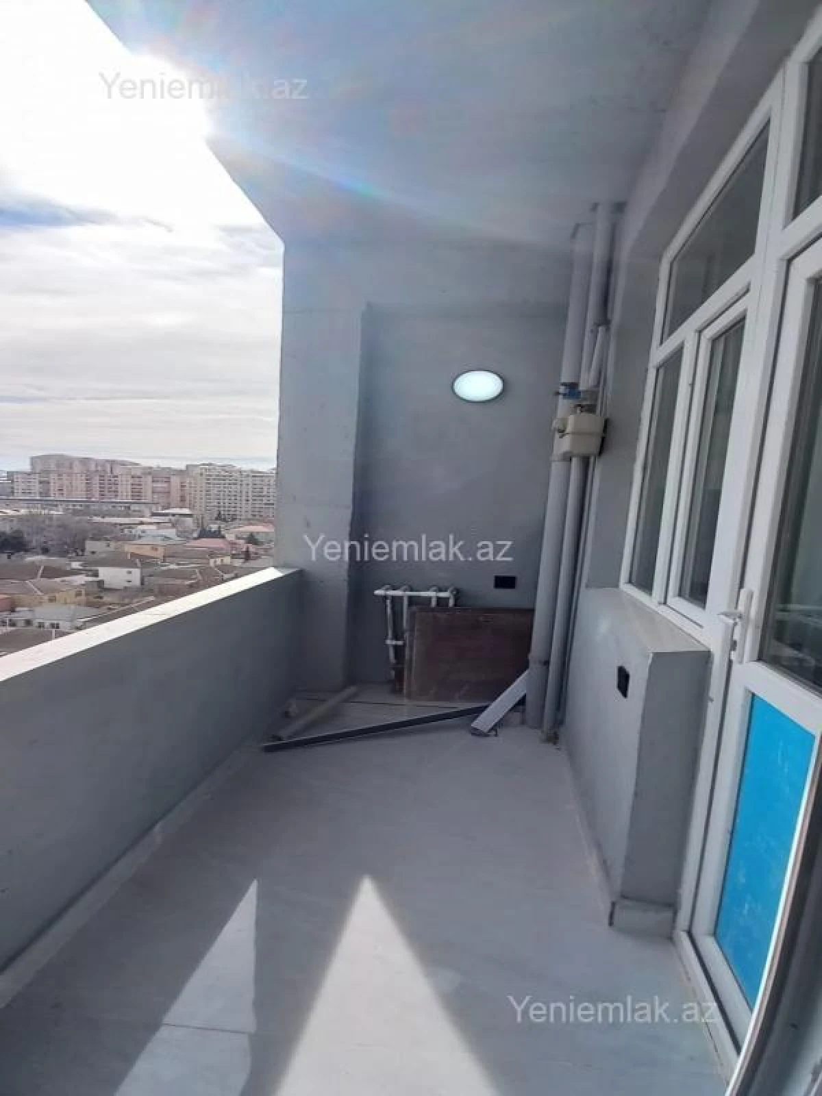 Satılır 3 otaqlı yeni tikili 80 m²