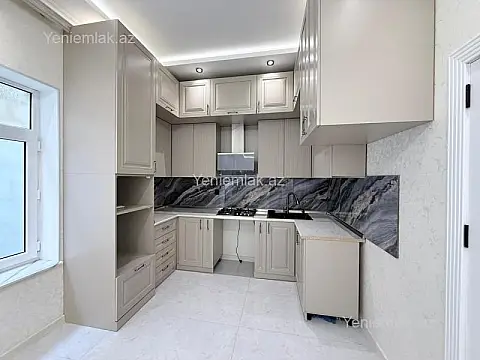 Satılır 4 otaqlı həyət evi 200 m²