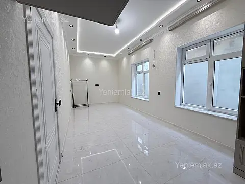 Satılır 4 otaqlı həyət evi 200 m²