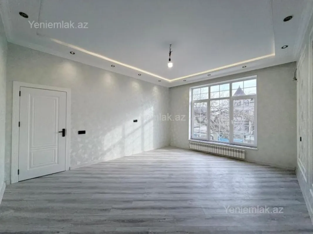 Satılır 4 otaqlı həyət evi 200 m²