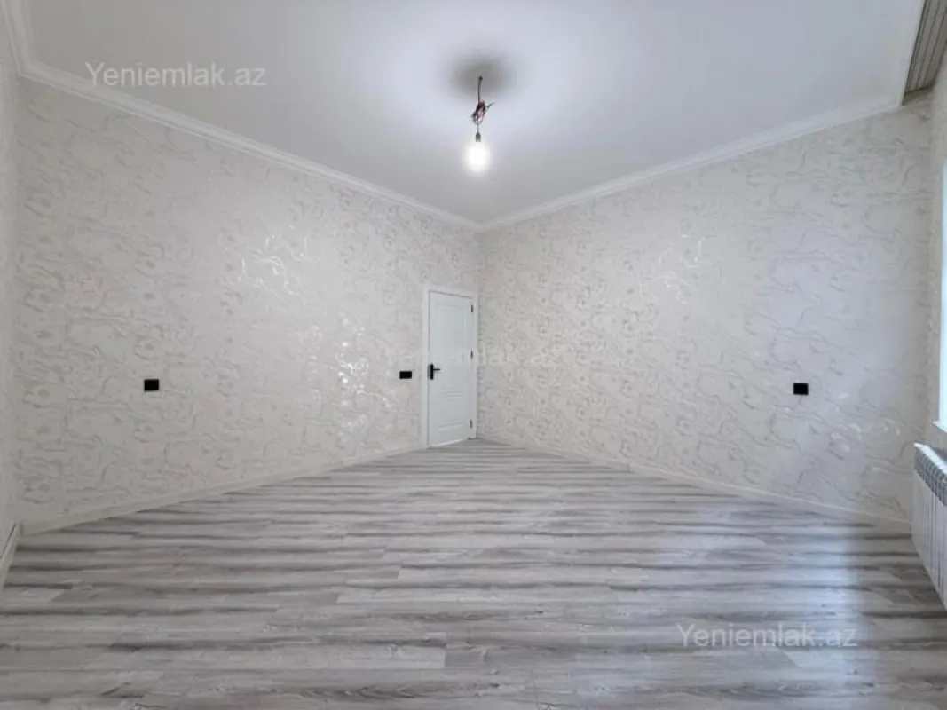 Satılır 4 otaqlı həyət evi 200 m²