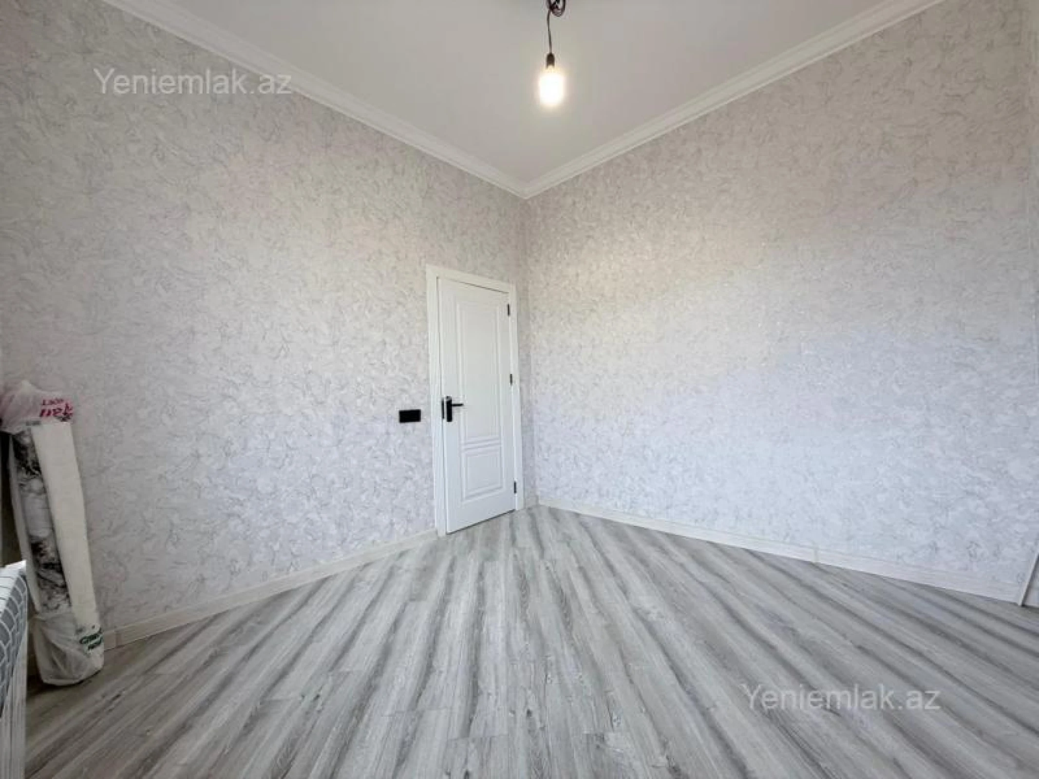 Satılır 4 otaqlı həyət evi 200 m²