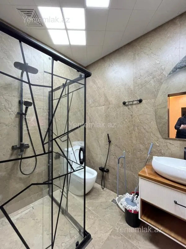 Satılır 2 otaqlı yeni tikili 68 m²