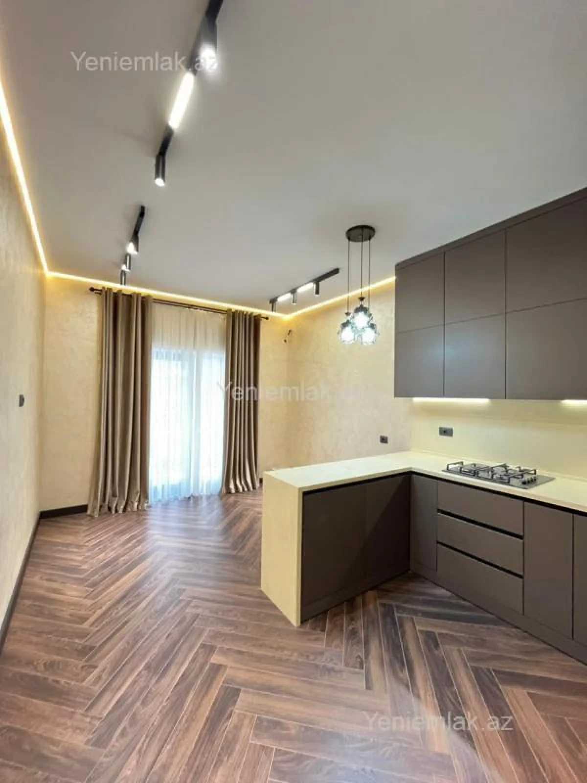 Satılır 2 otaqlı yeni tikili 68 m²