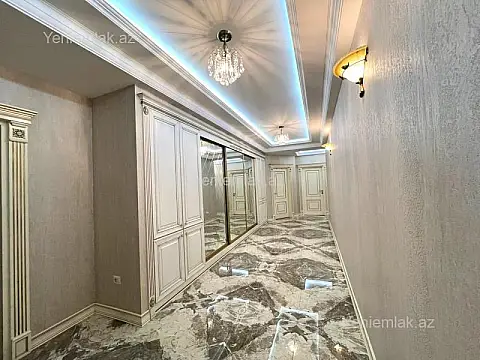 Satılır 4 otaqlı yeni tikili 210 m²
