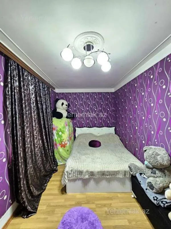 Satılır 2 otaqlı köhnə tikili 55 m²