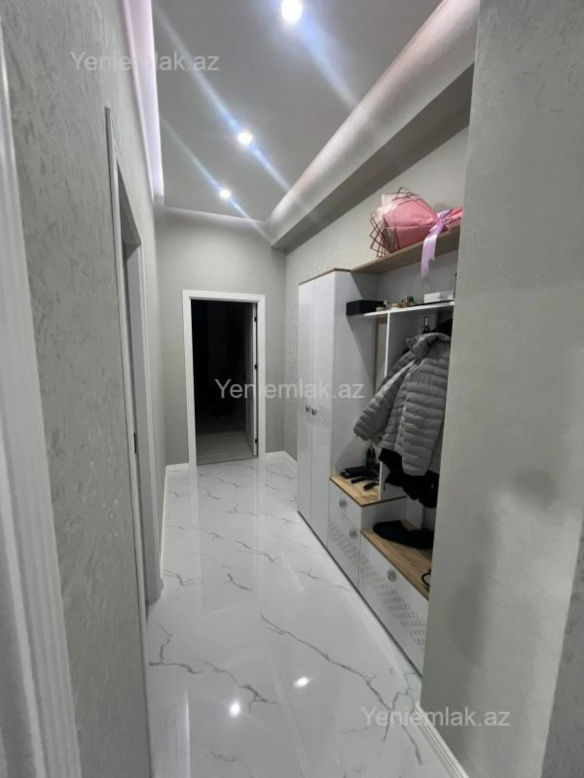 Satılır 2 otaqlı yeni tikili 67 m²