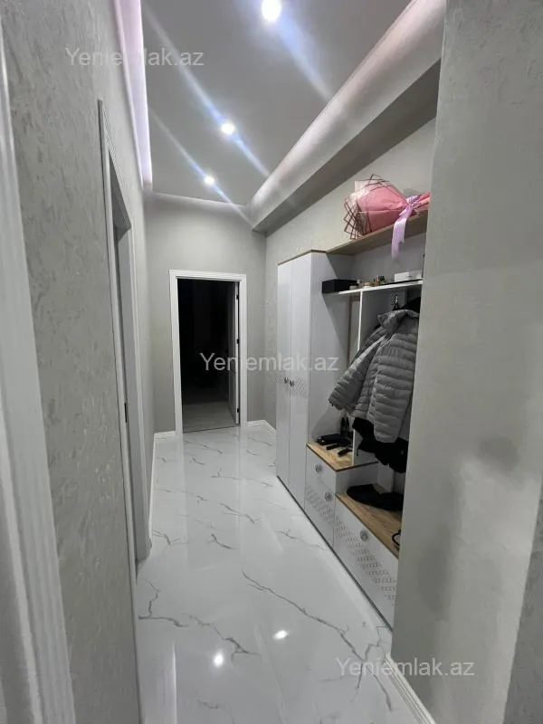 Satılır 2 otaqlı yeni tikili 67 m²