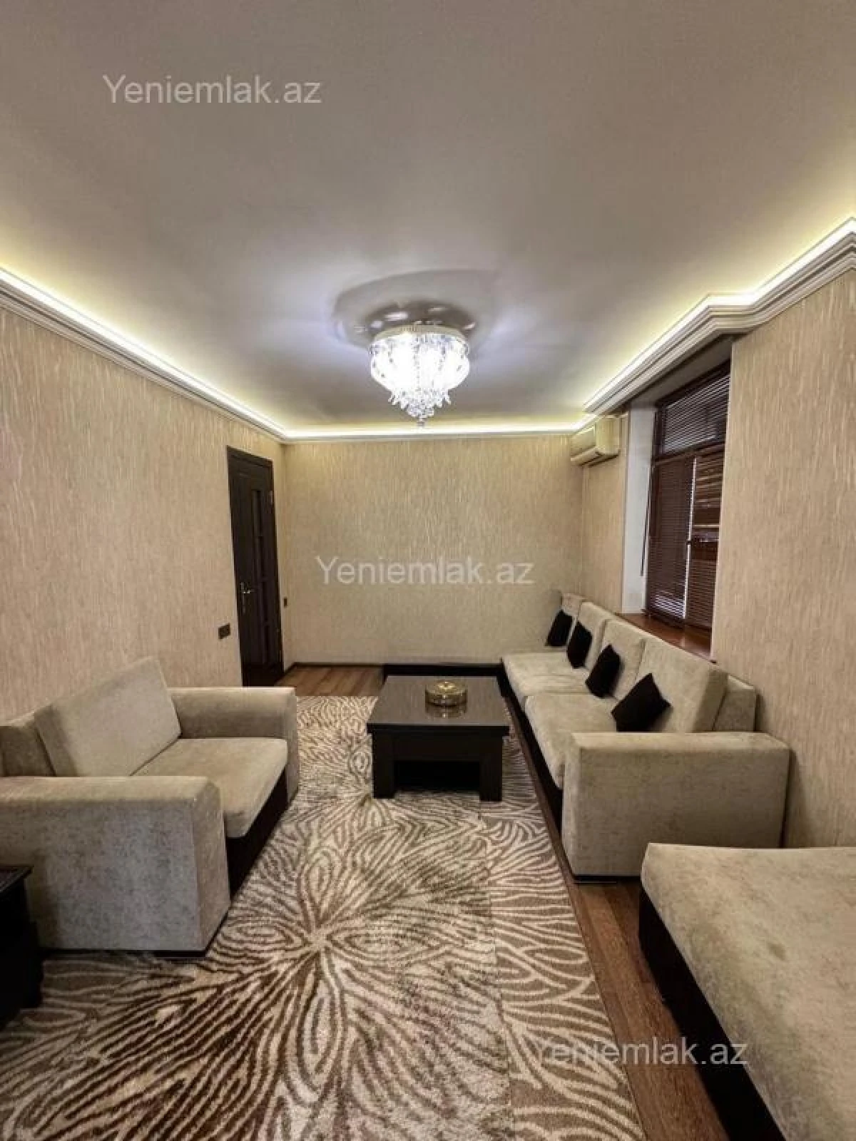 Satılır 2 otaqlı köhnə tikili 55 m²