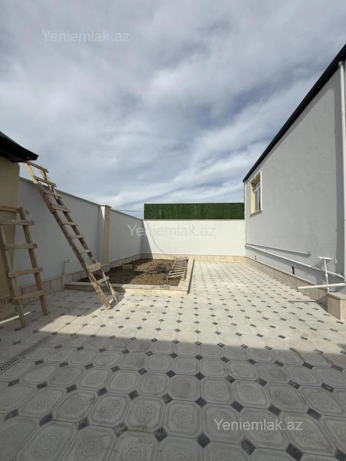 Satılır 3 otaqlı həyət evi 100 m²