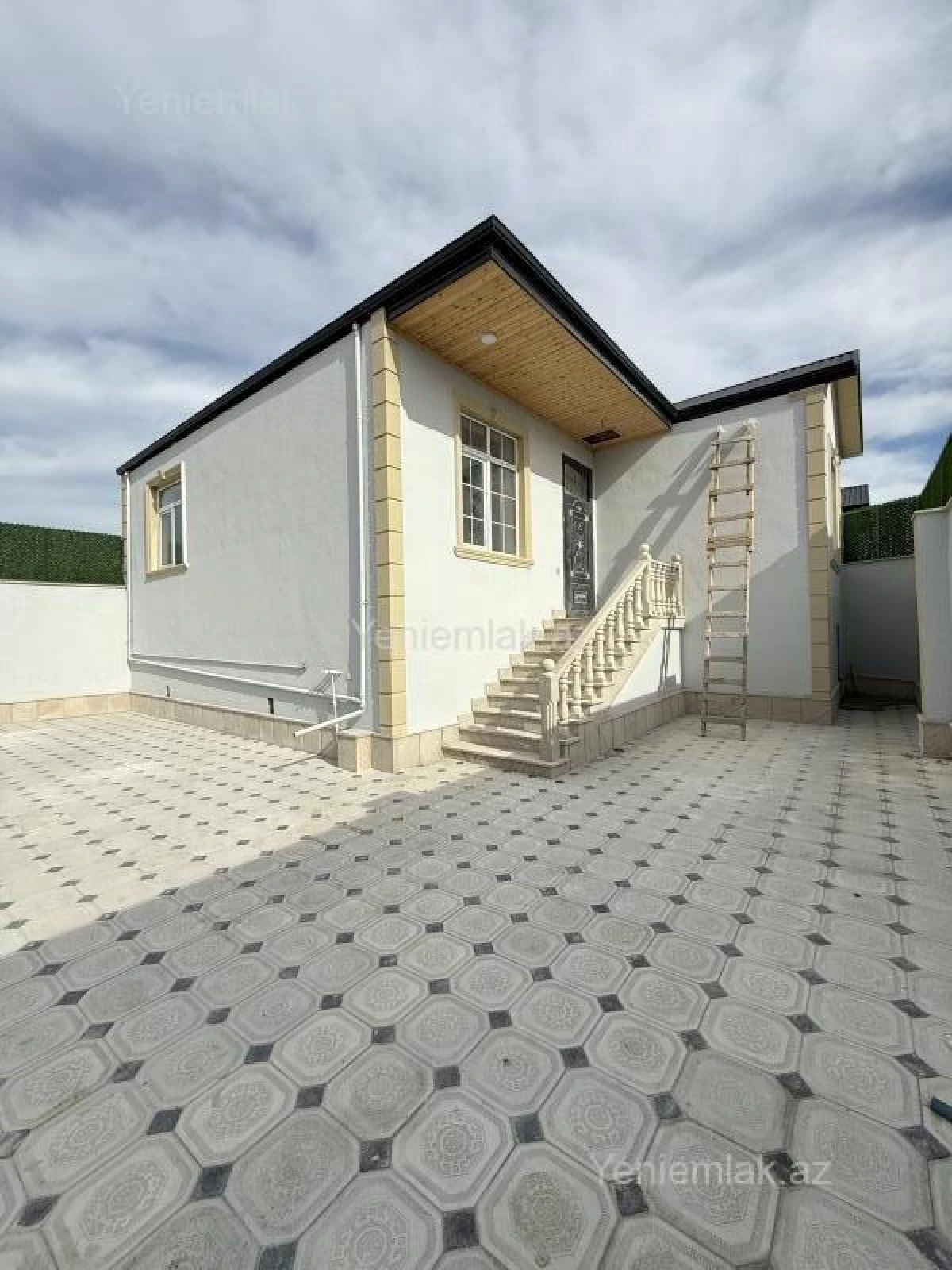Satılır 3 otaqlı həyət evi 100 m²
