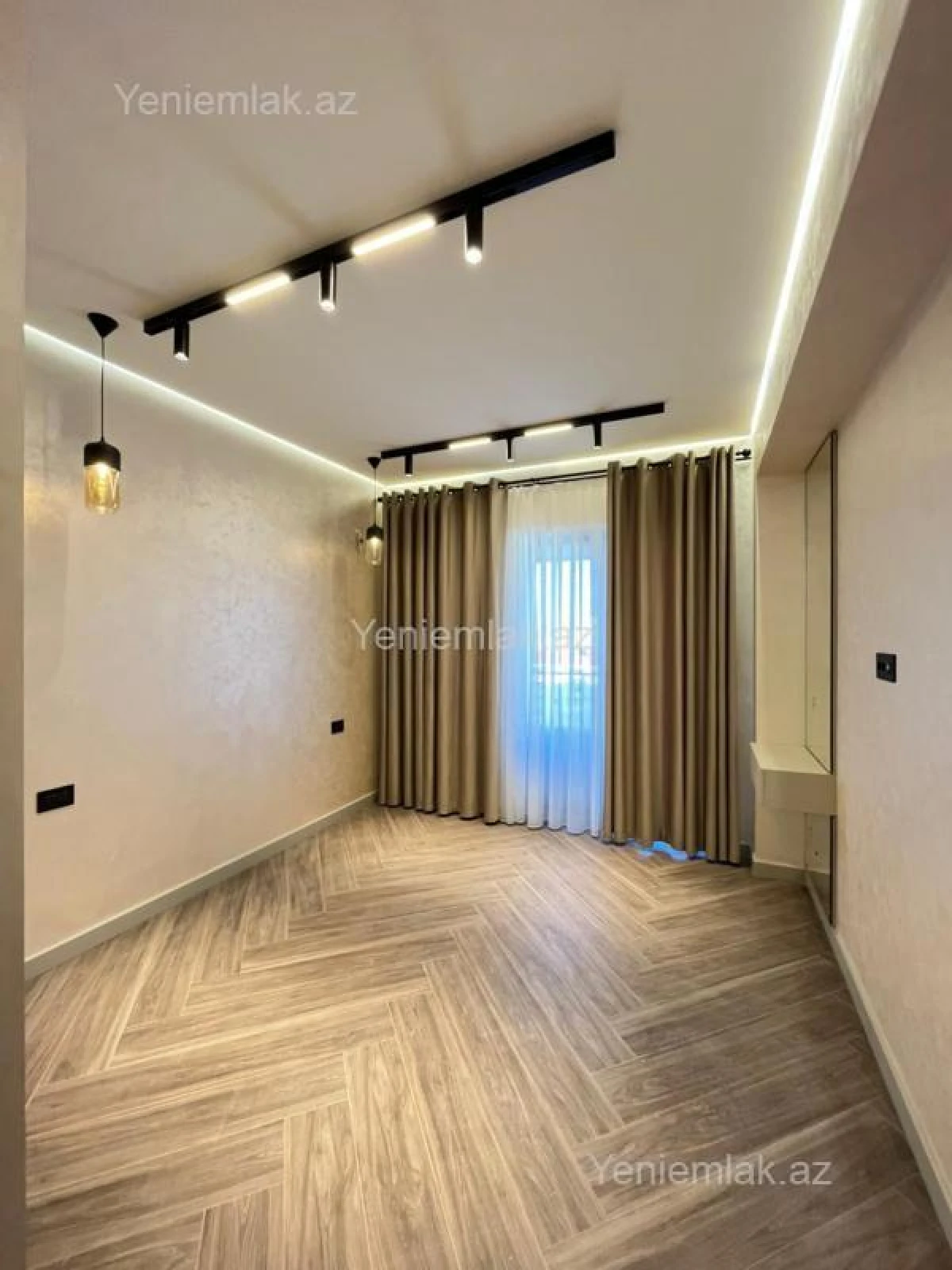 Satılır 2 otaqlı yeni tikili 68 m²