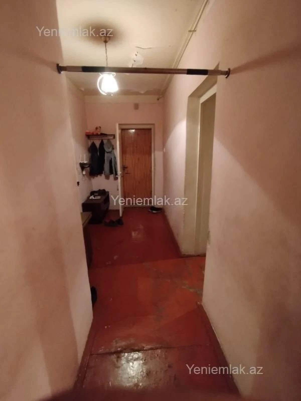 Satılır 4 otaqlı köhnə tikili 90 m²