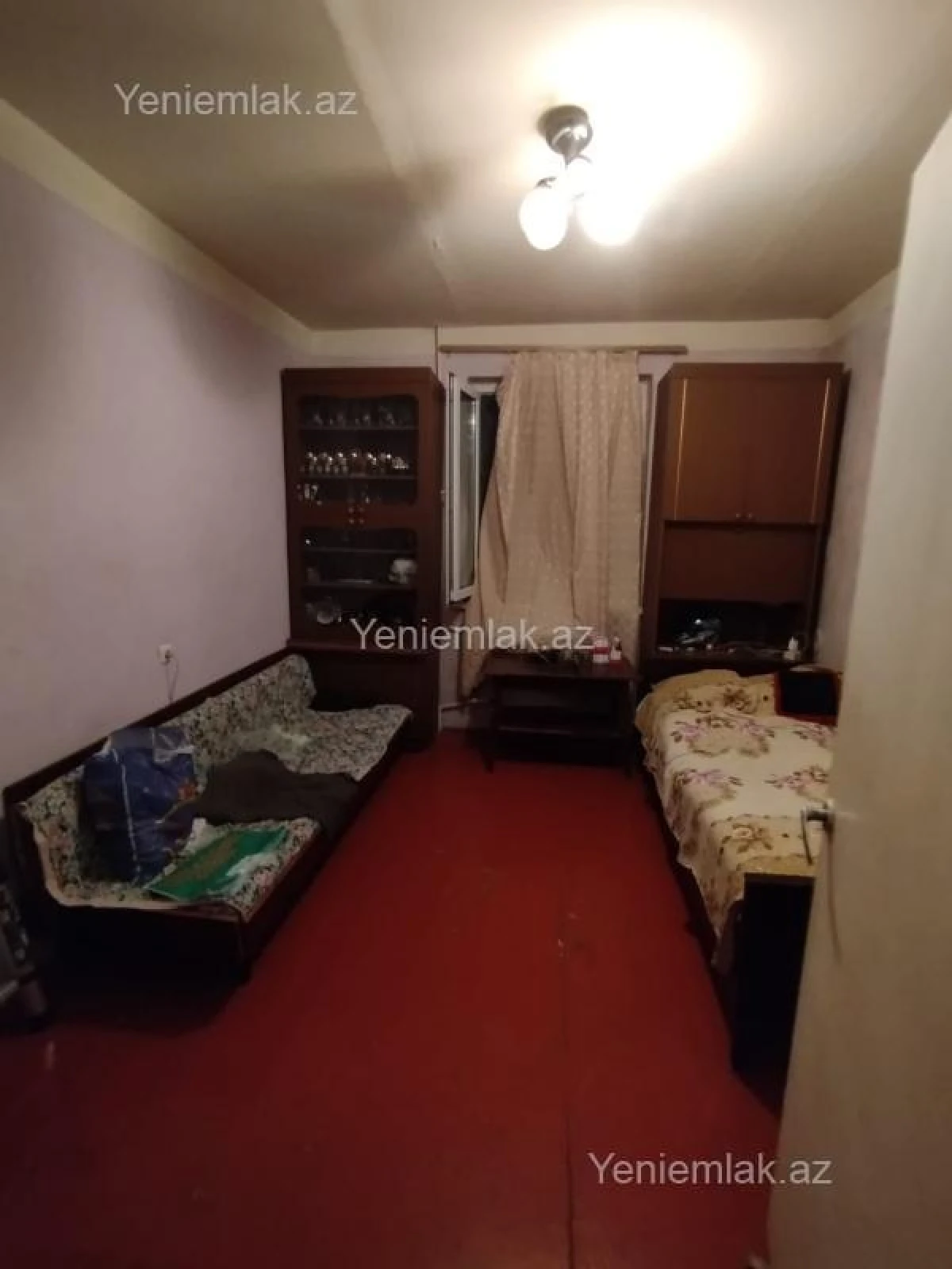 Satılır 4 otaqlı köhnə tikili 90 m²