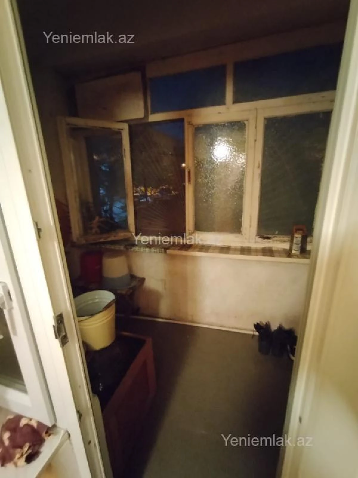 Satılır 4 otaqlı köhnə tikili 90 m²