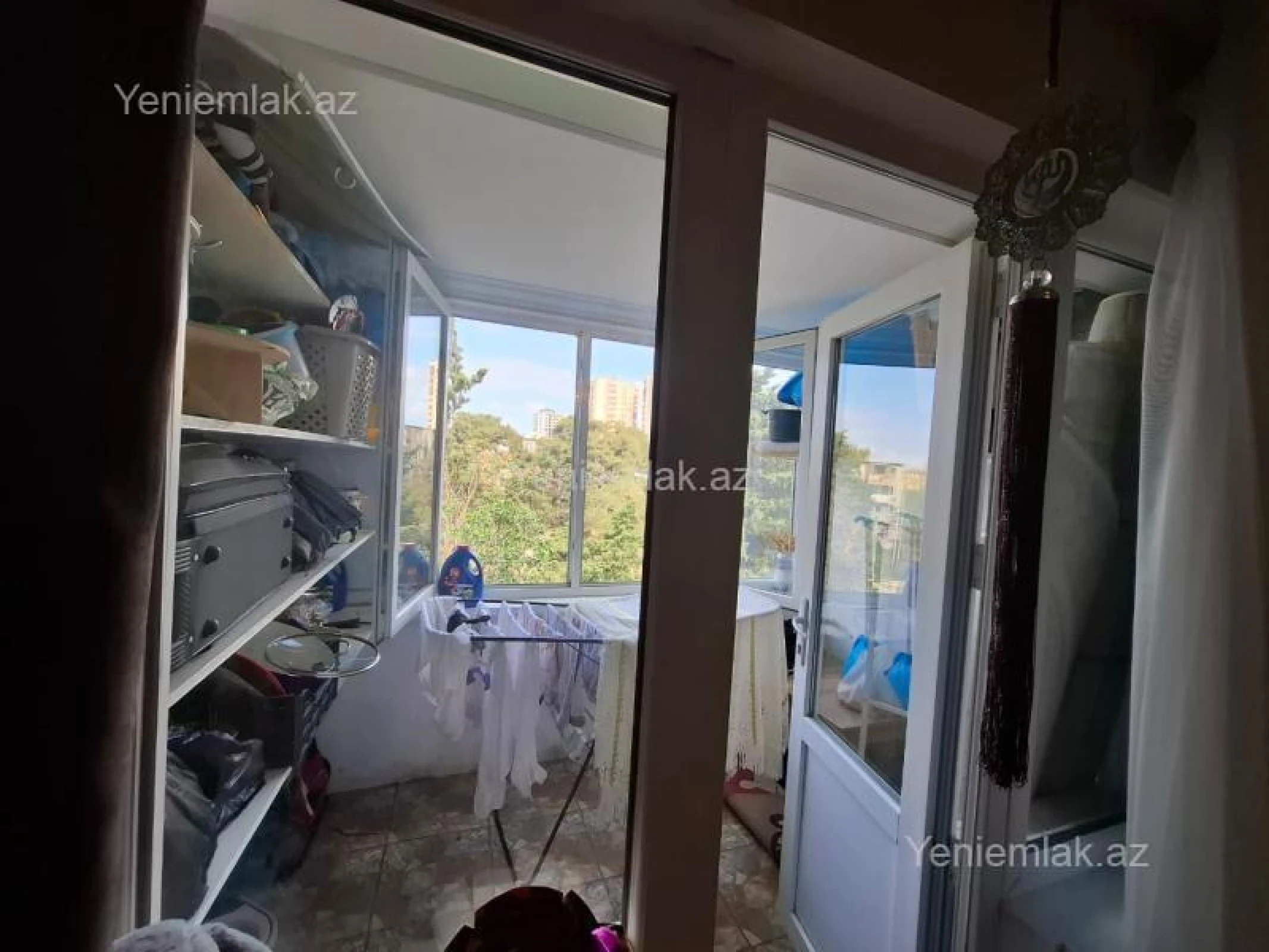 Satılır 3 otaqlı köhnə tikili 75 m²