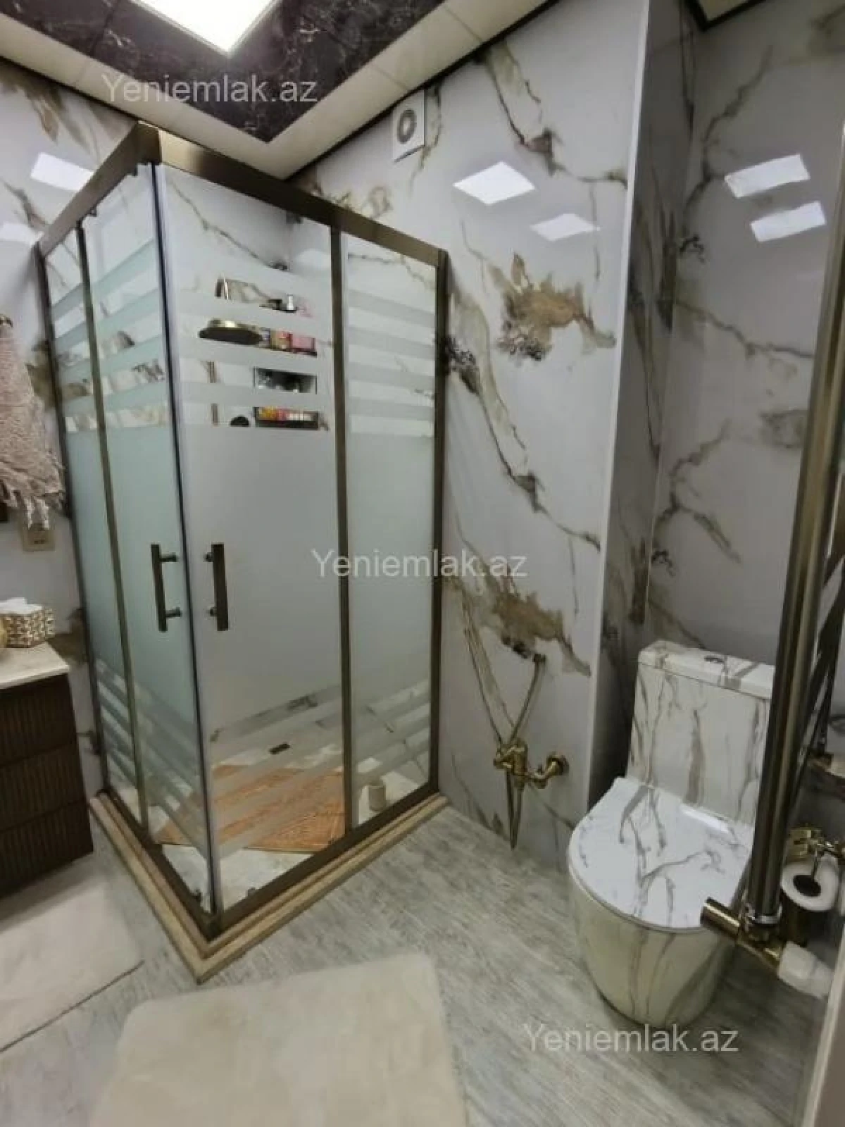 Satılır 4 otaqlı yeni tikili 137 m²