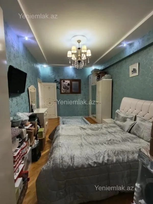 Satılır 4 otaqlı yeni tikili 137 m²