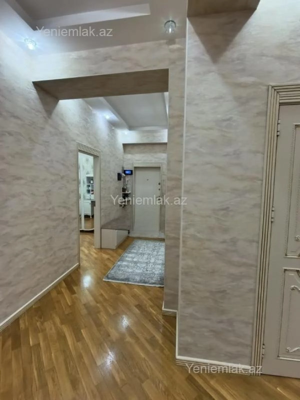 Satılır 4 otaqlı yeni tikili 137 m²