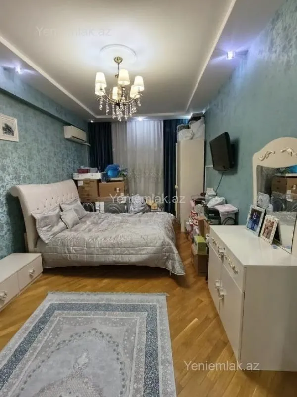 Satılır 4 otaqlı yeni tikili 137 m²
