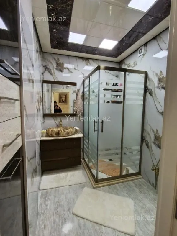 Satılır 4 otaqlı yeni tikili 137 m²