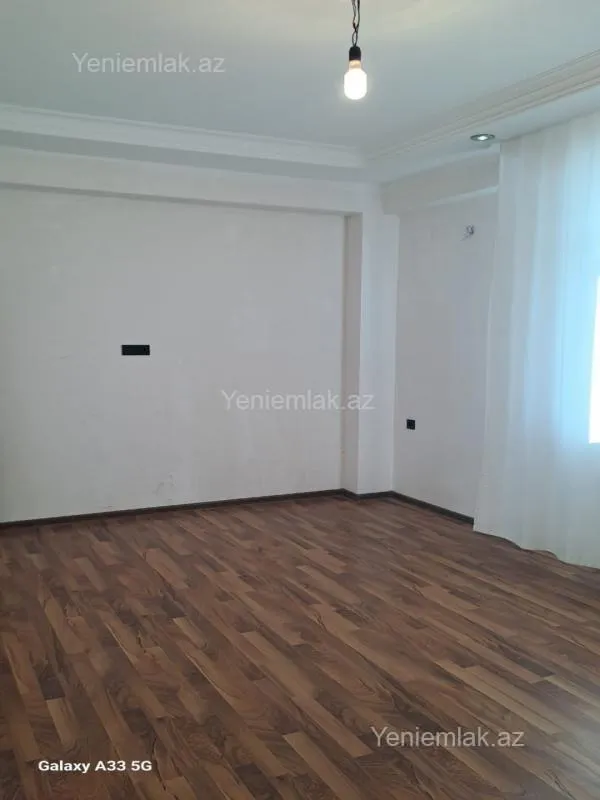 Satılır 2 otaqlı yeni tikili 70 m²