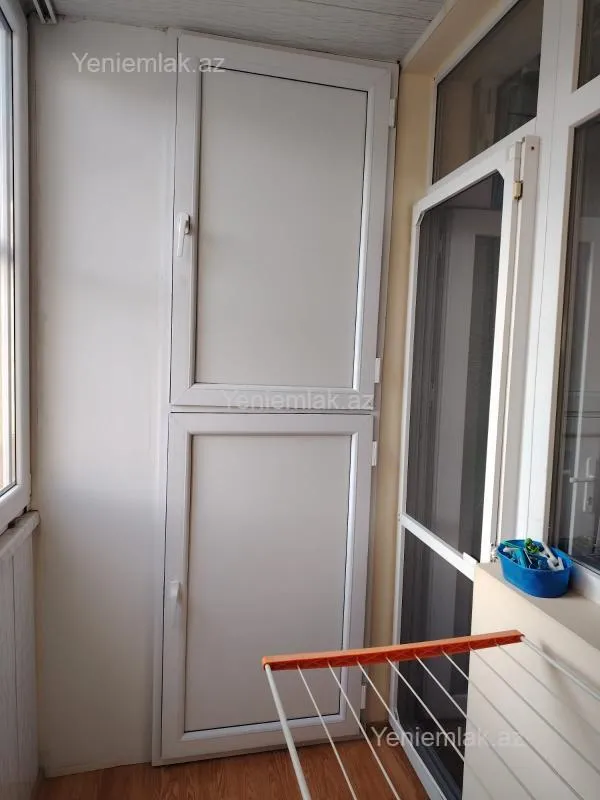 Satılır 4 otaqlı köhnə tikili 85 m²