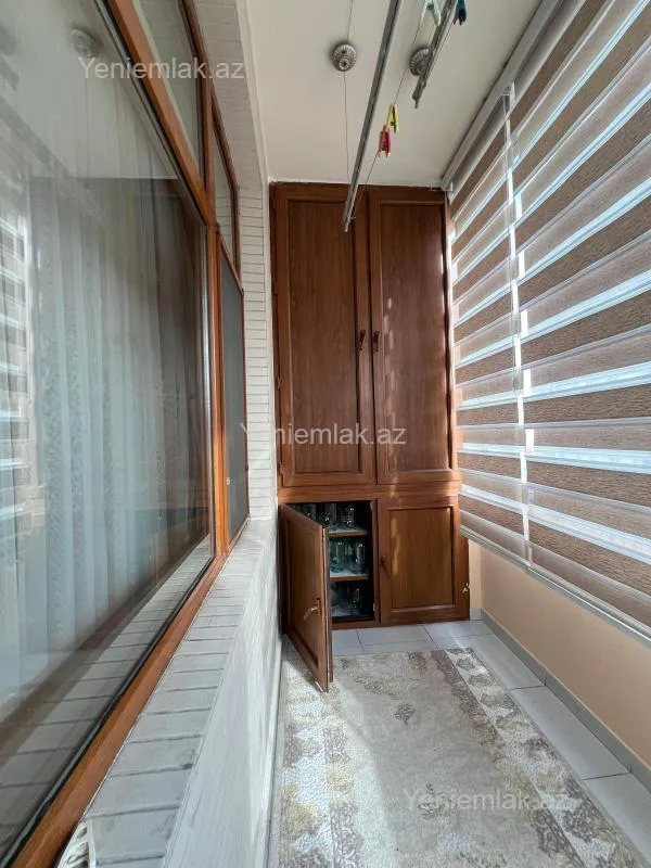 Satılır 4 otaqlı yeni tikili 190 m²
