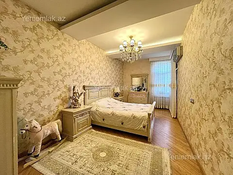 Satılır 4 otaqlı yeni tikili 190 m²