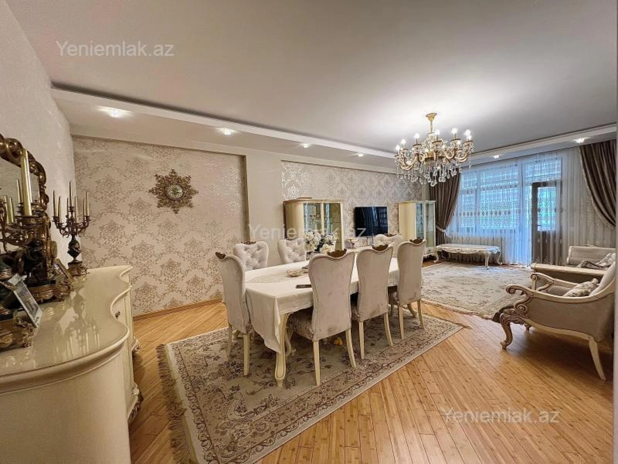 Satılır 4 otaqlı yeni tikili 190 m²