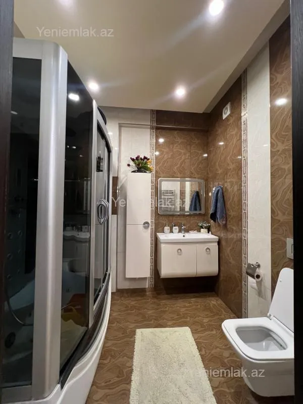 Satılır 4 otaqlı yeni tikili 190 m²