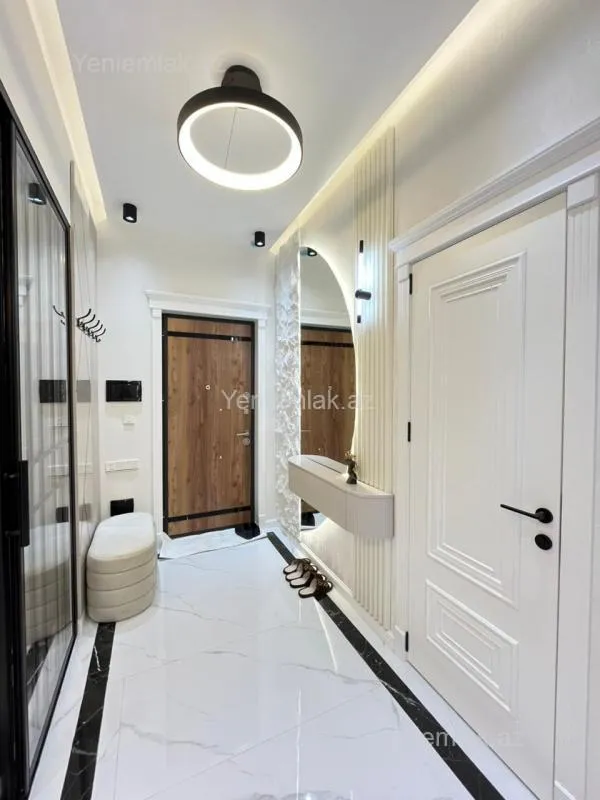 Satılır 3 otaqlı yeni tikili 98 m²