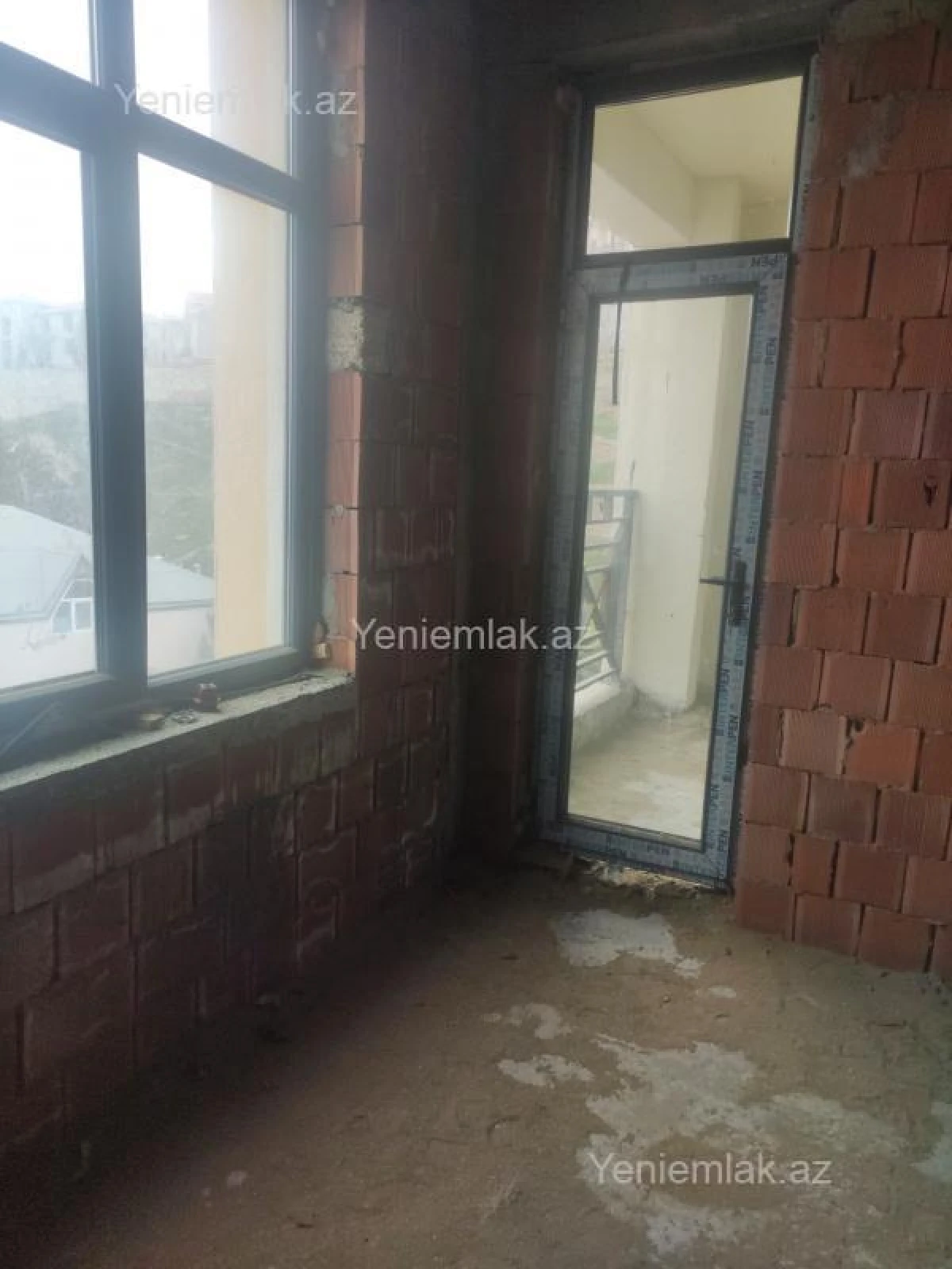 Satılır 3 otaqlı yeni tikili 132 m²