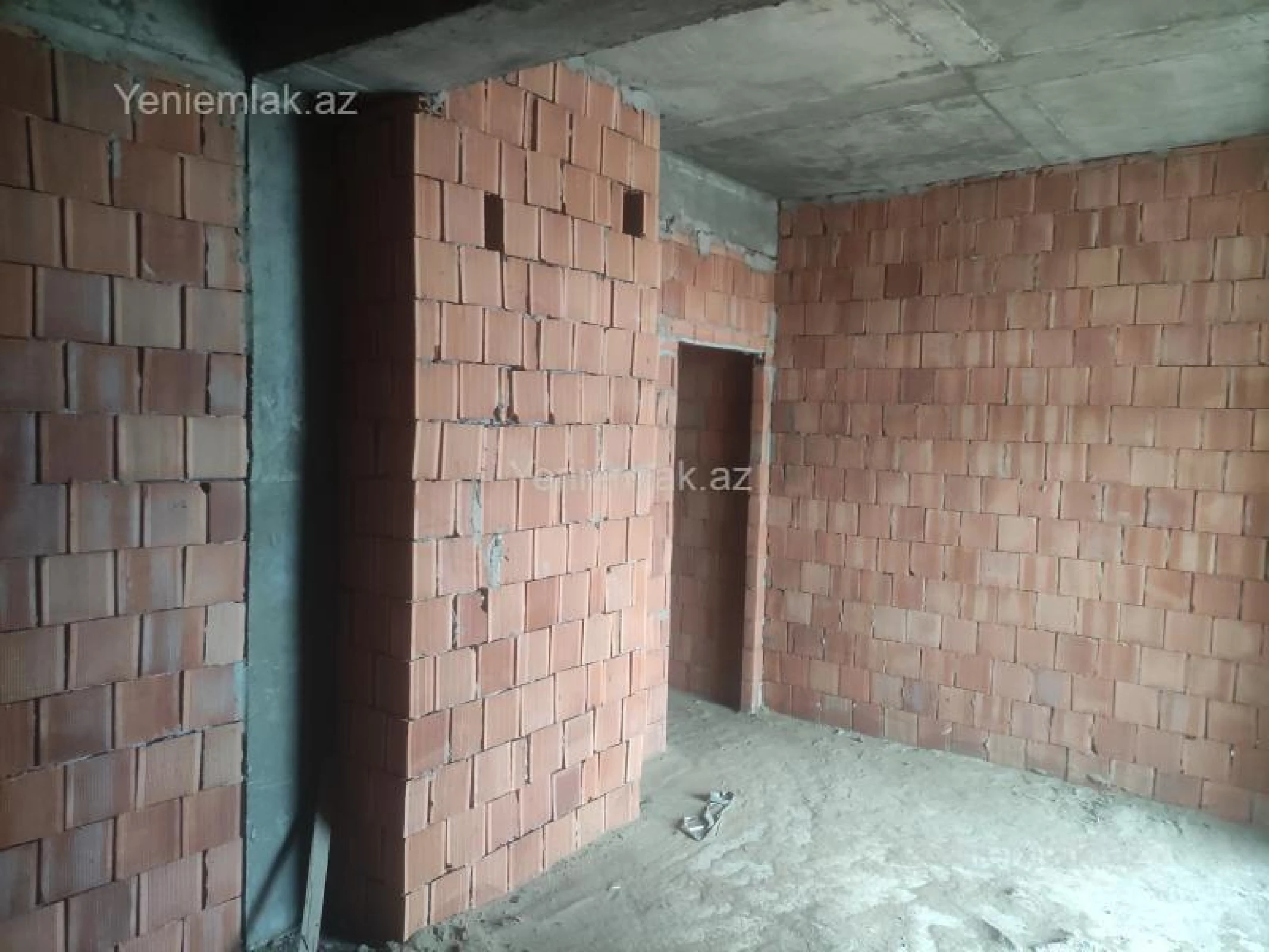 Satılır 3 otaqlı yeni tikili 132 m²