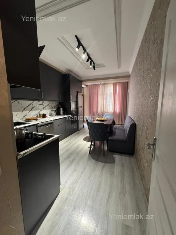 Satılır 3 otaqlı yeni tikili 107 m²
