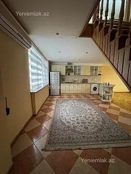 Satılır 2 otaqlı köhnə tikili 92 m²