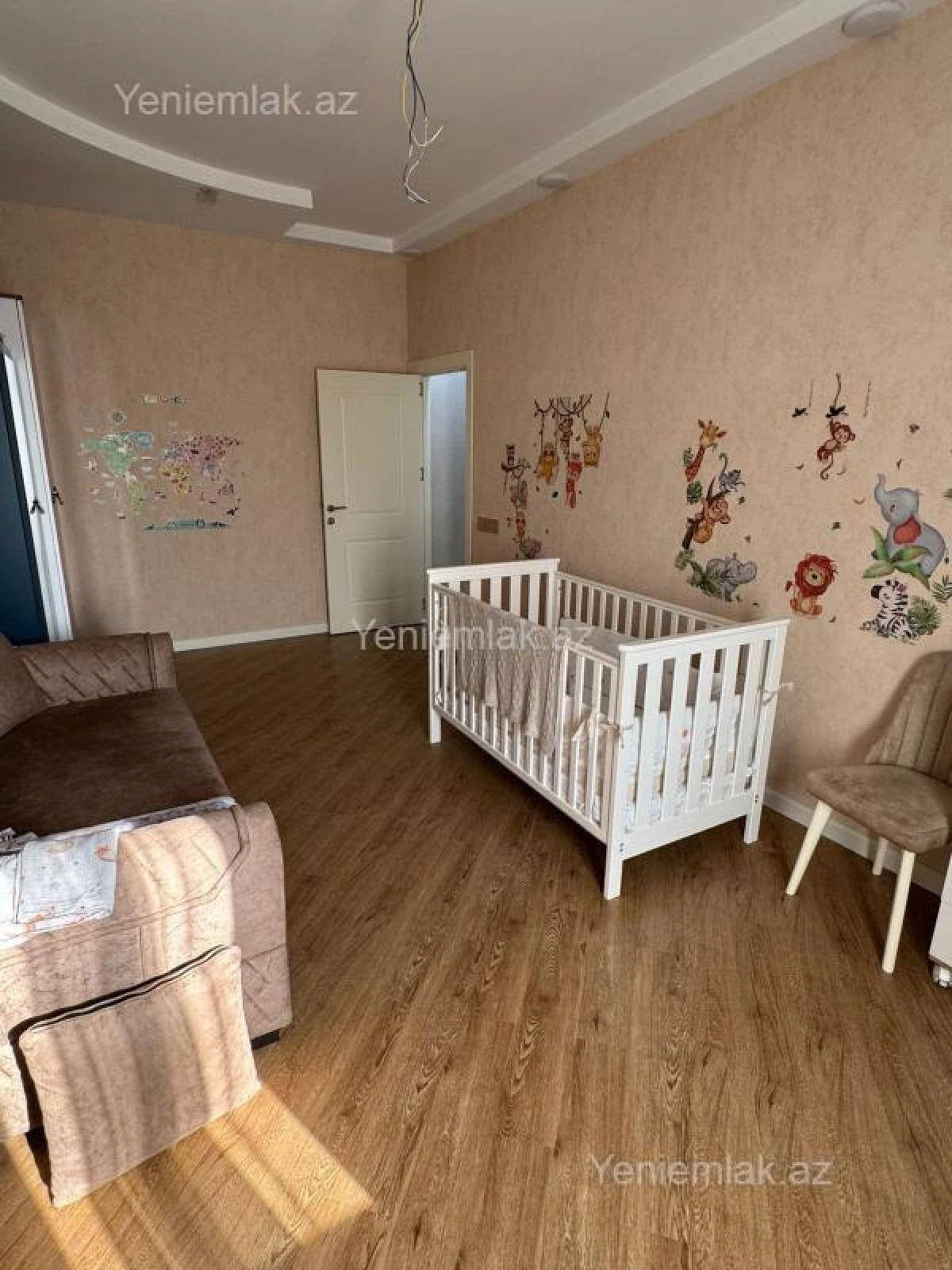 Satılır 4 otaqlı yeni tikili 184 m²