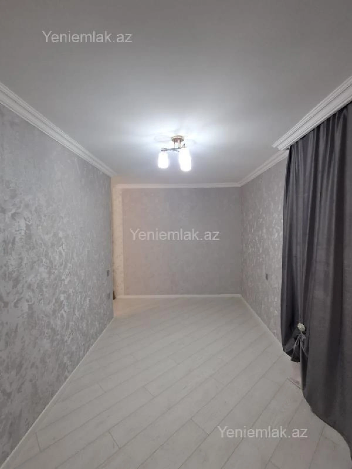 Satılır 2 otaqlı köhnə tikili 50 m²